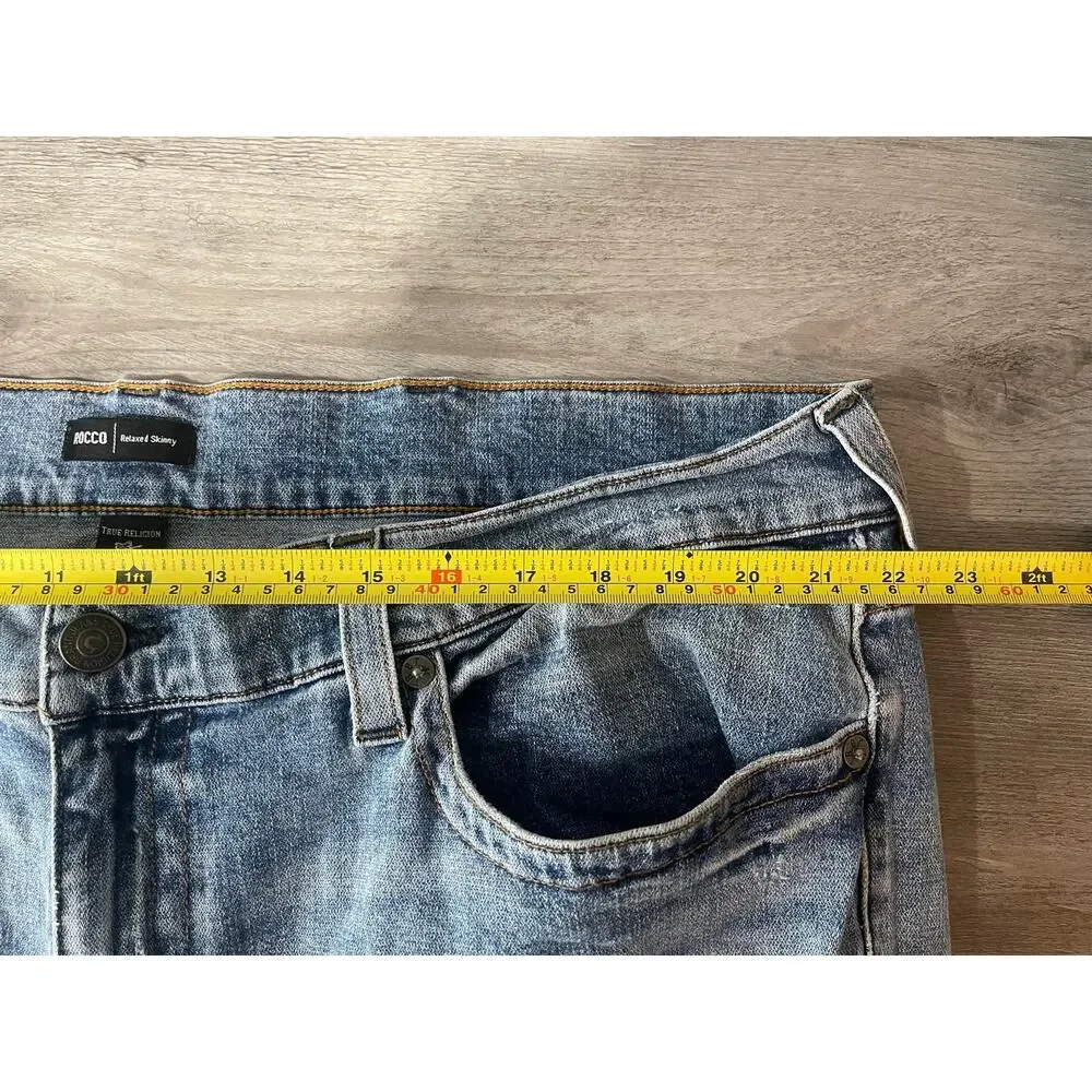 True Religion Rocco Relaxed Skinny Jeans Mens 44x33 Light Wash Distressed Denim